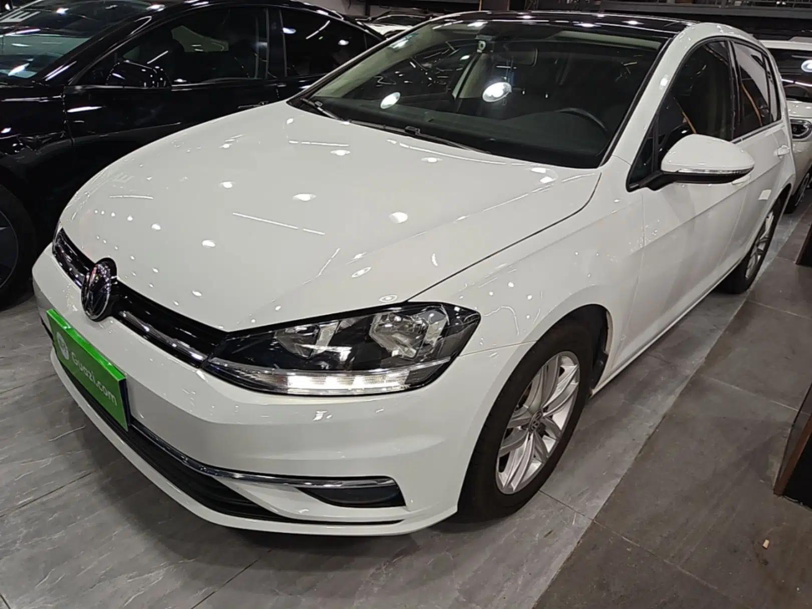 Volkswagen Golf 2019 280TSI DSG Comfort Version China VI Standard — миниатюра 1