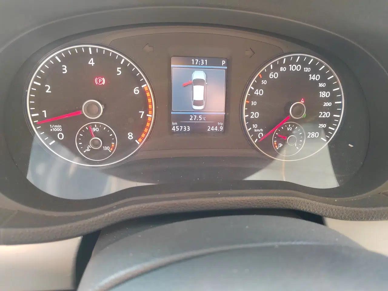 Volkswagen Passat 2011 2.0 TSI DSG Ultimate Edition — миниатюра 12