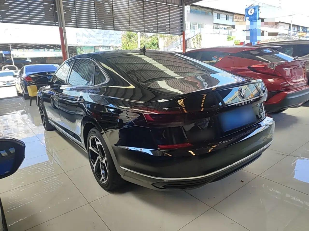 Volkswagen Passat 2025 Outstanding Model 330TSI Starry Elite Edition — миниатюра 4