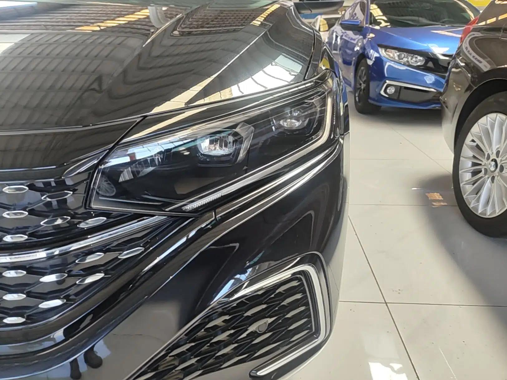 Volkswagen Passat 2025 Outstanding Model 330TSI Starry Elite Edition — миниатюра 8