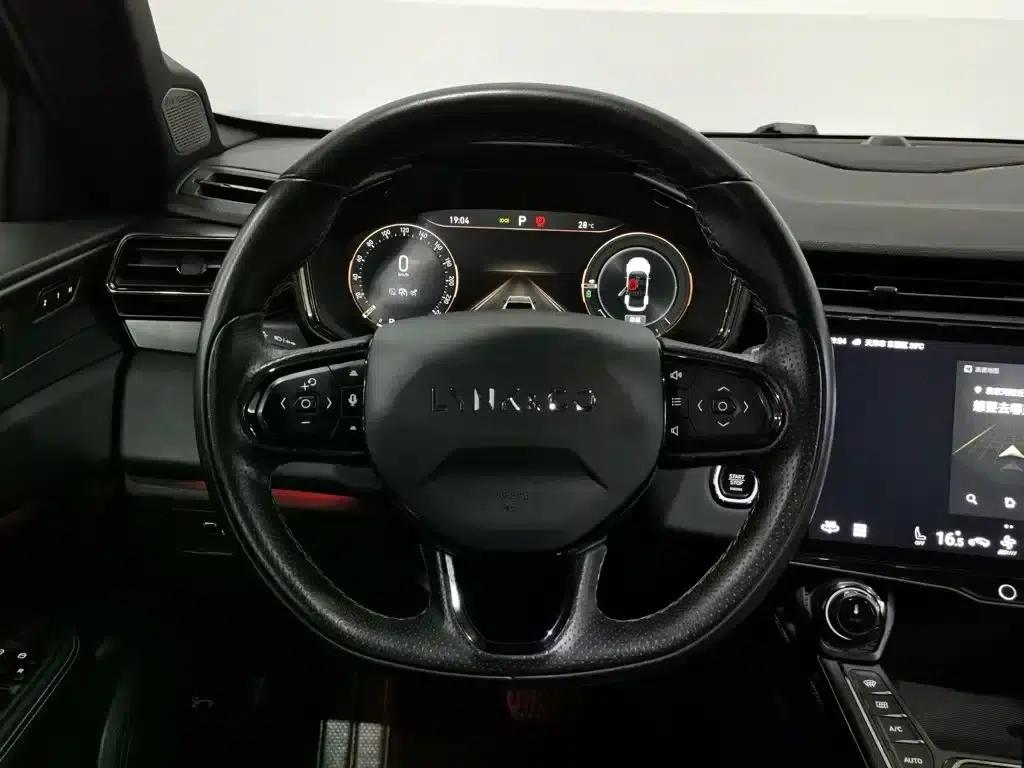 Lynk & Co 01 EM-P 2021 1.5TD PHEV Halo — миниатюра 11