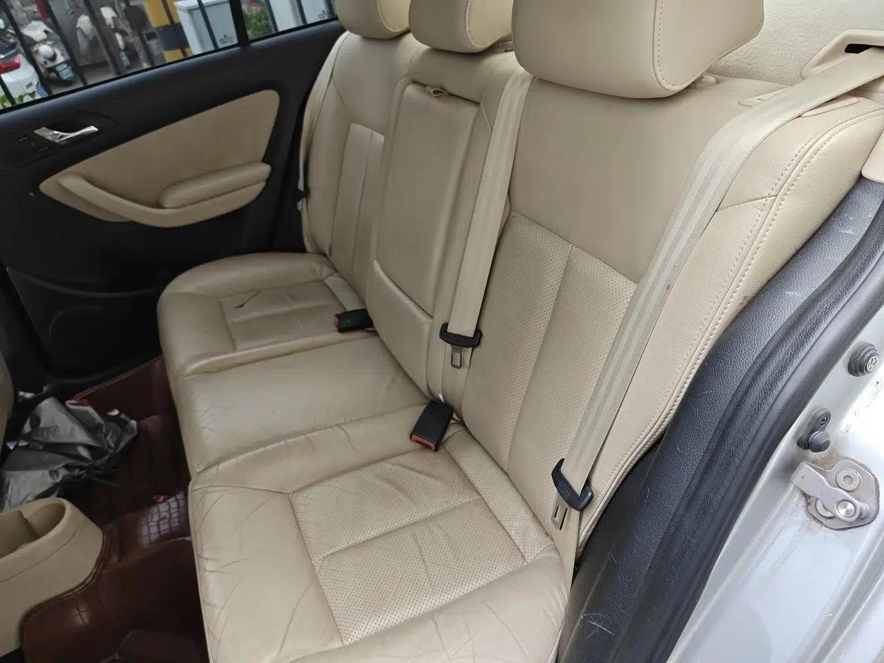 Volkswagen Lavida 2008 1.6L Automatic Prestige Edition — миниатюра 17