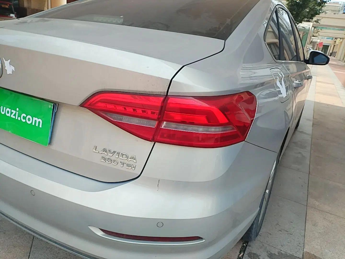 Volkswagen Lavida 2019 280TSI DSG Comfort Edition China VI standard — миниатюра 9