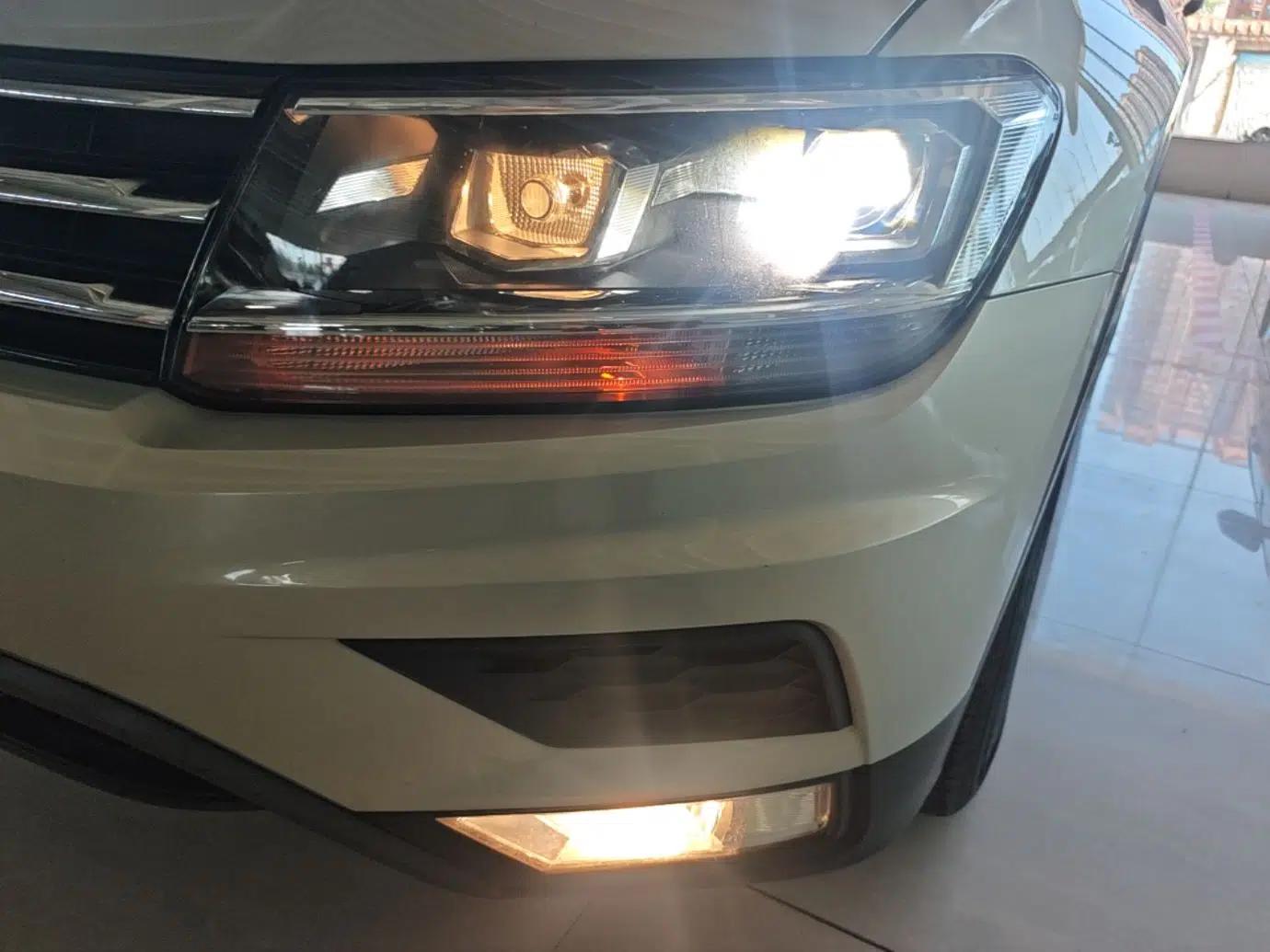 Volkswagen Tiguan L 2017 330TSI Automatic Two-Wheel Drive Luxury Edition — миниатюра 8