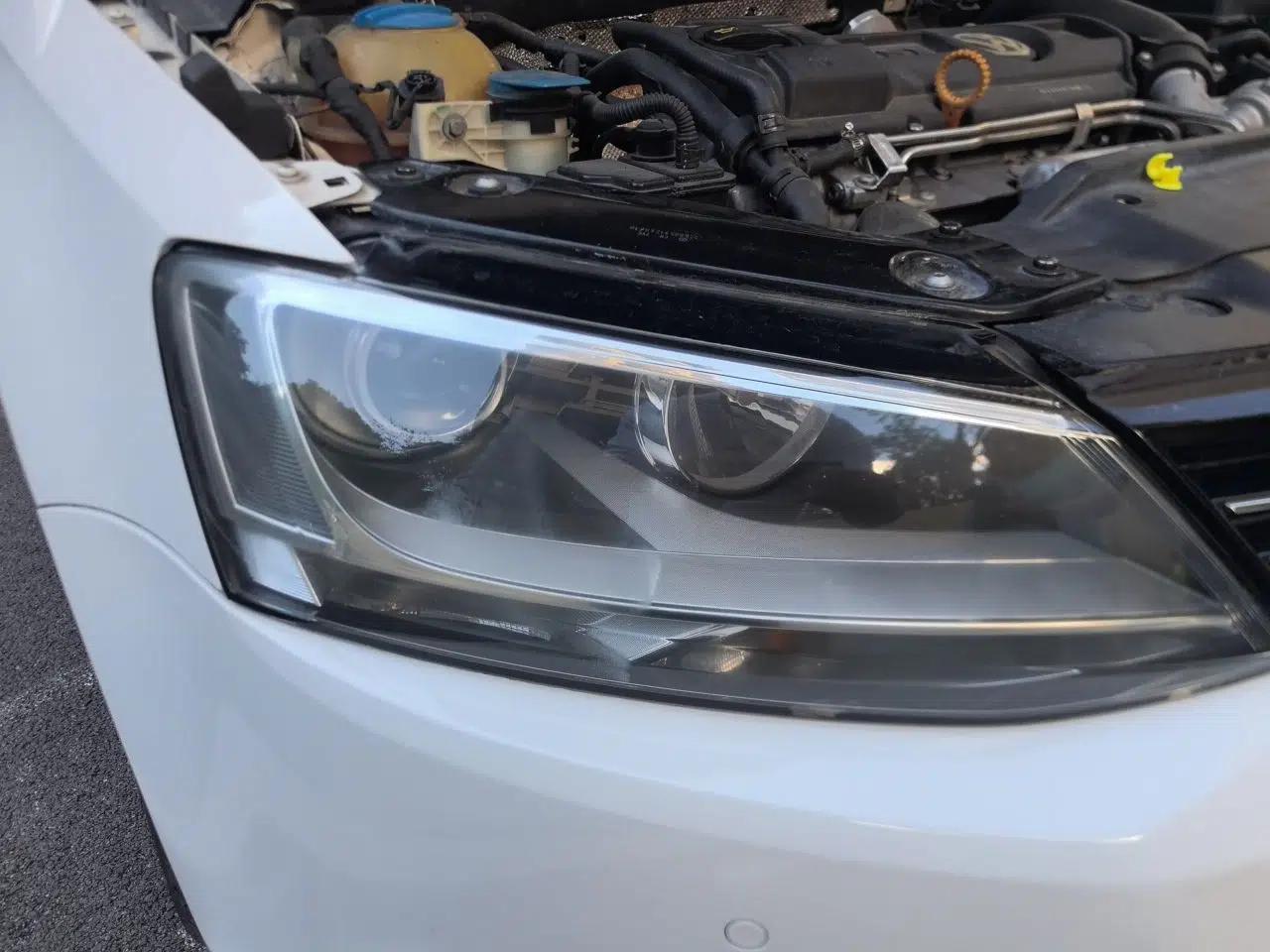 Volkswagen Sagitar 2014 Revised Version 1.4TSI Automatic Luxury Edition — миниатюра 7