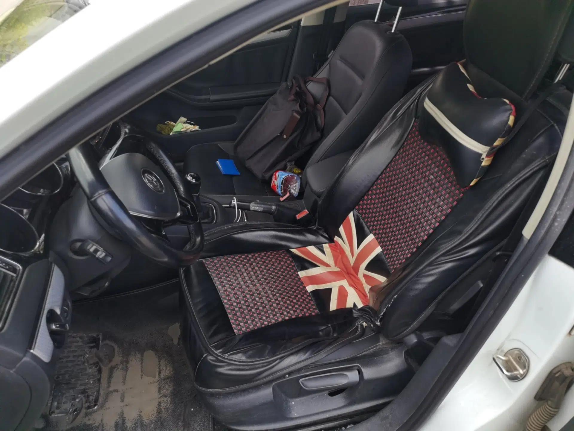 Volkswagen Sagitar 2015 230TSI Manual Comfort Version — миниатюра 15