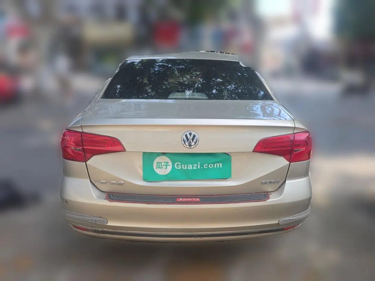 Volkswagen Bora 2018 1.5L Automatic Comfort Model — миниатюра 5
