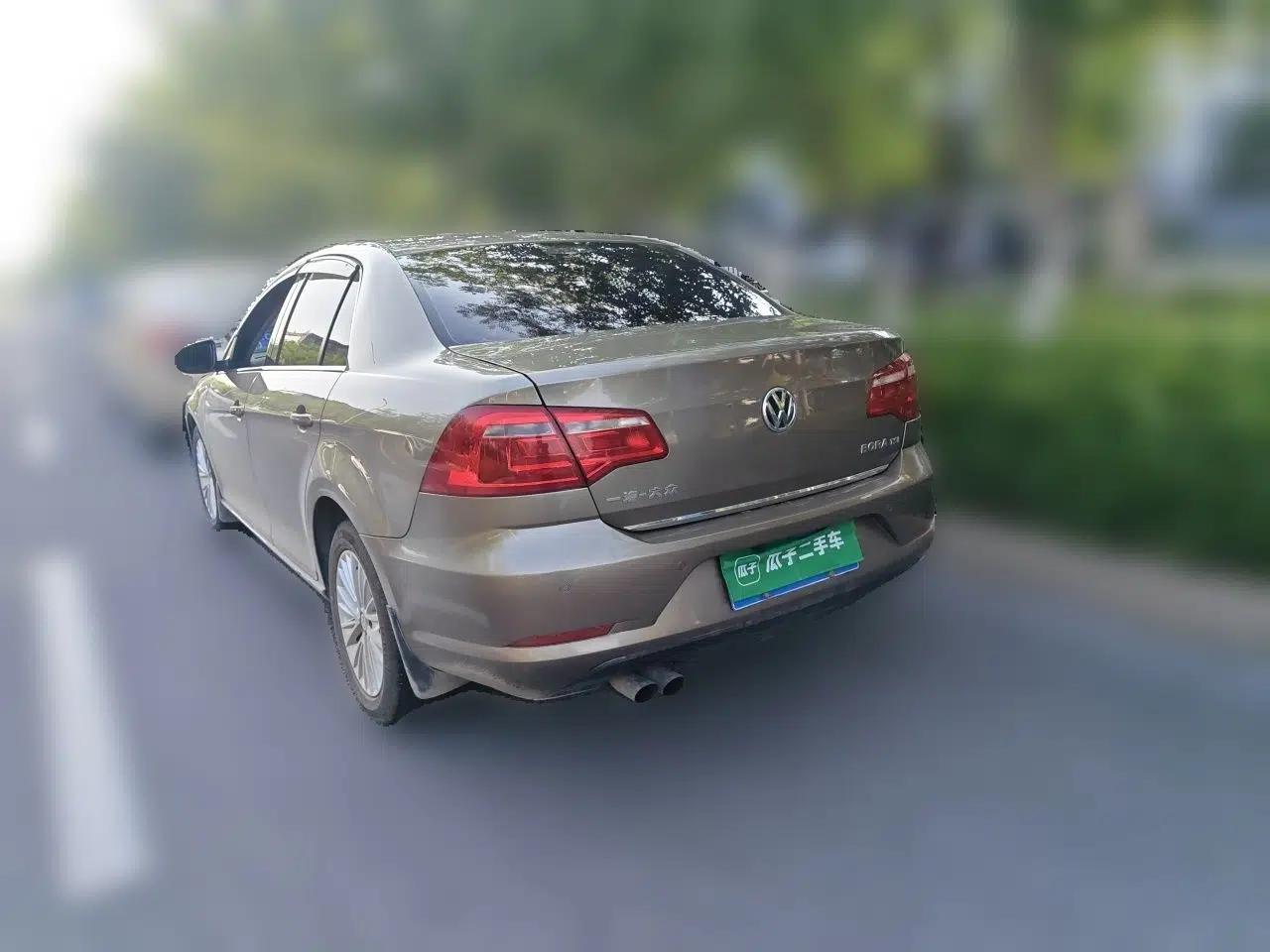 Volkswagen Bora 2013 1.4T Automatic Luxury Model — миниатюра 4