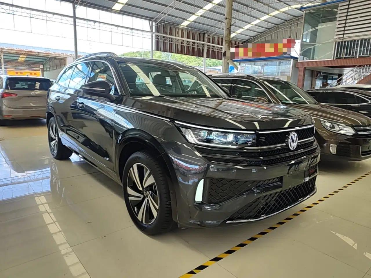 Volkswagen Tavendor 2023 380TSI Four-Wheel Drive R-Line Cruise Edition — миниатюра 3