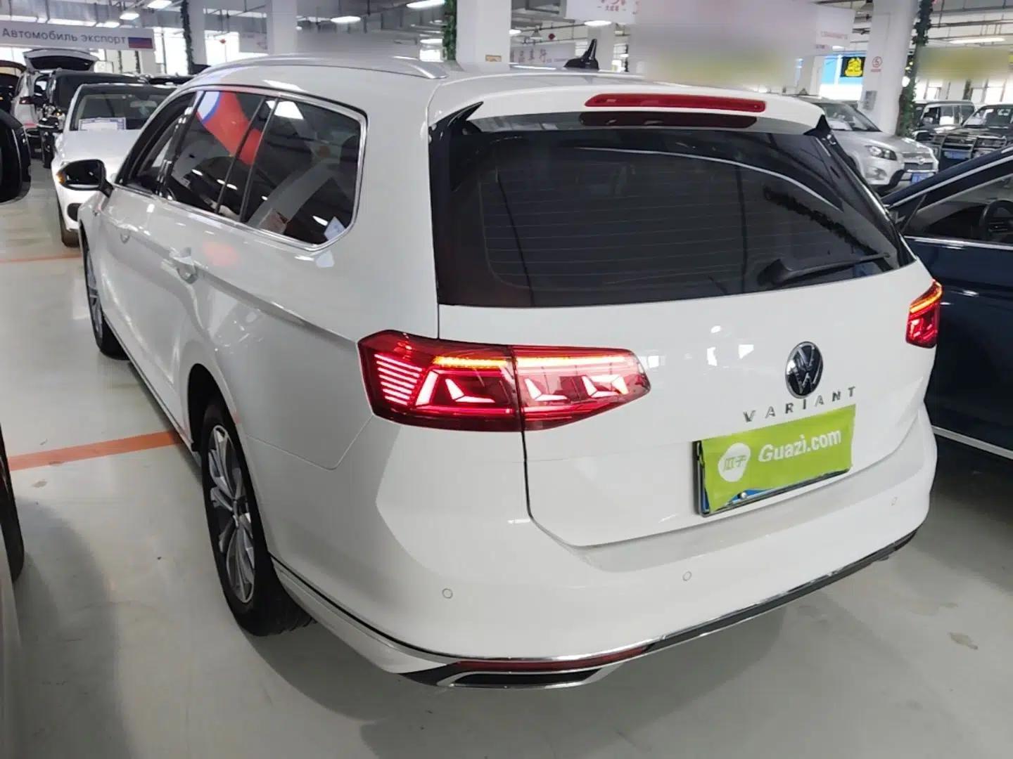 Volkswagen Variant 2021 2.0T Comfort Edition — миниатюра 4
