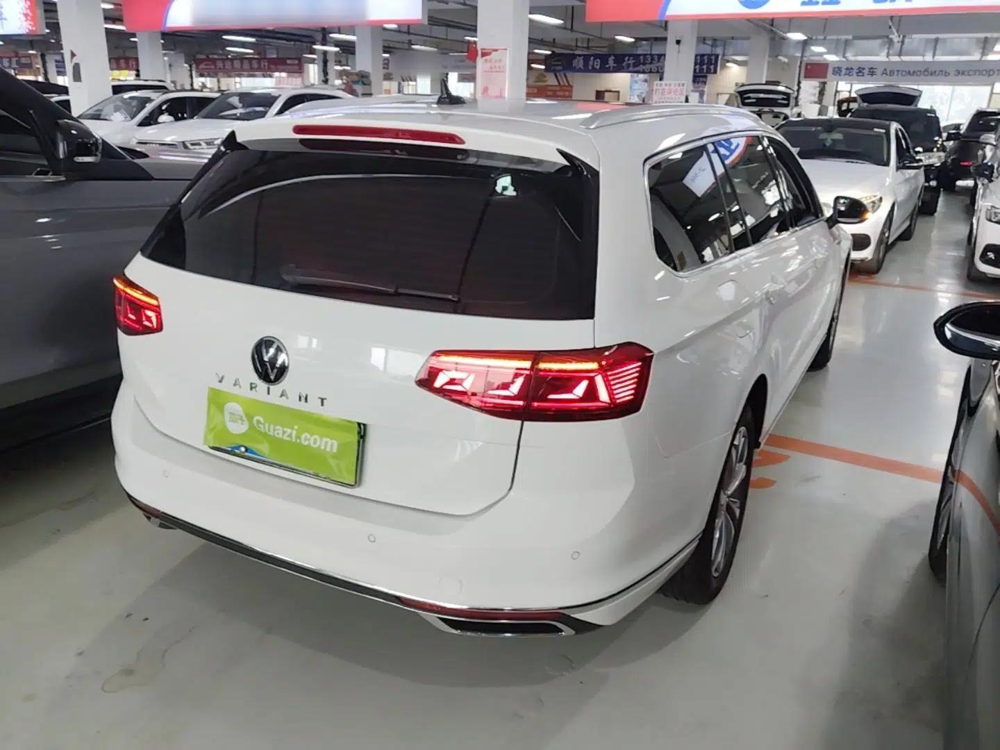 Volkswagen Variant 2021 2.0T Comfort Edition — миниатюра 6