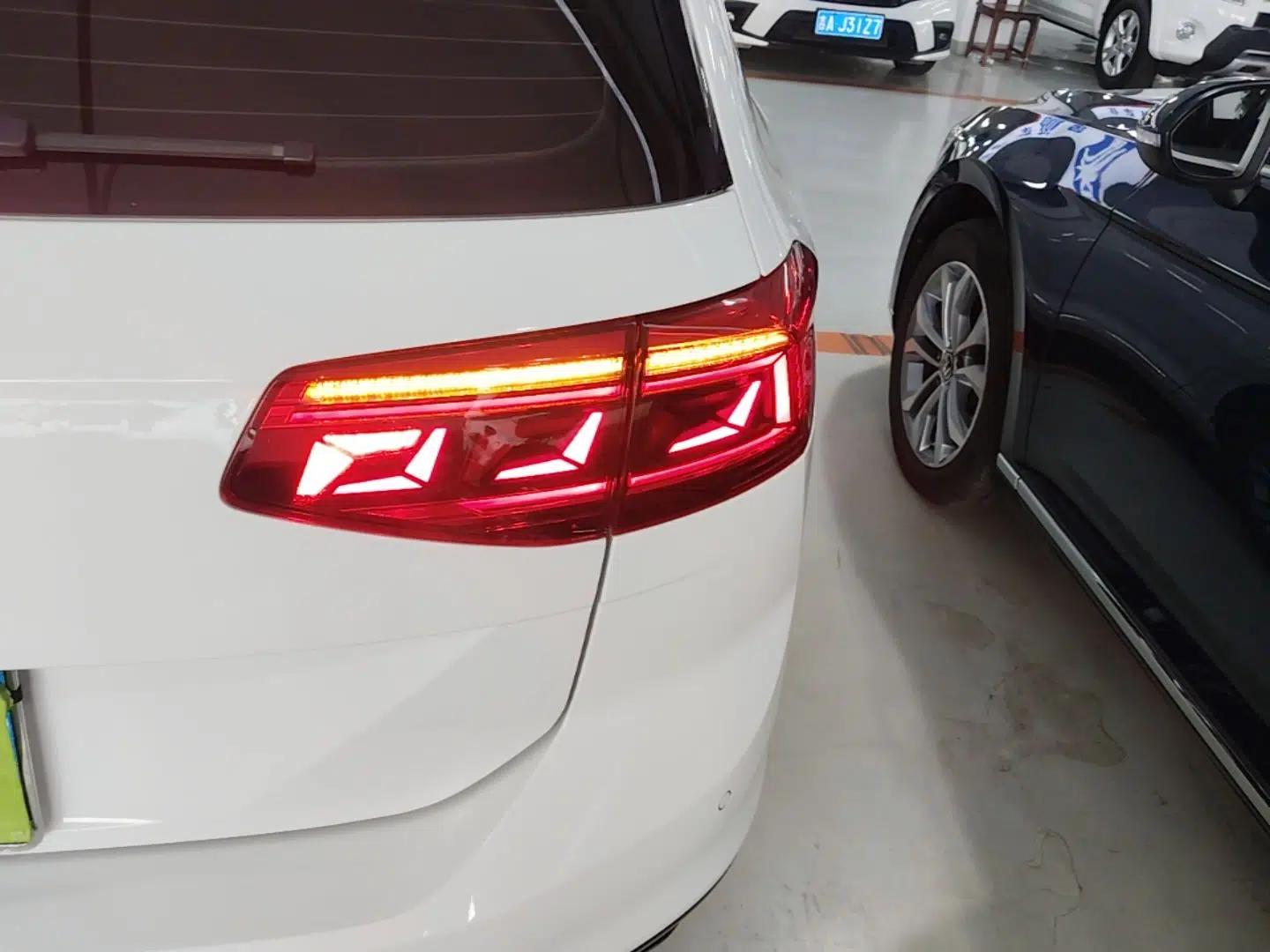 Volkswagen Variant 2021 2.0T Comfort Edition — миниатюра 9