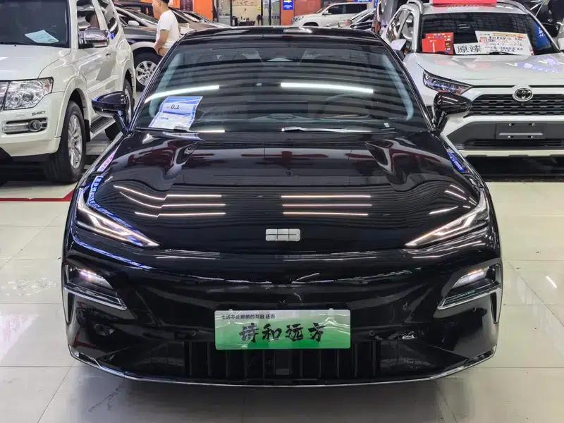 Galaxy Star 8 PHEV 2026 Model 225km EM-i Voyager Nautical Edition — миниатюра 2