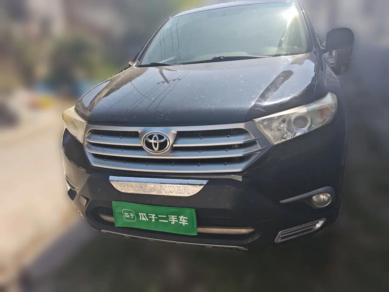 Toyota Highlander 2013 2.7L Two-Wheel Drive 5-Seater Purple Gold Edition — миниатюра 2