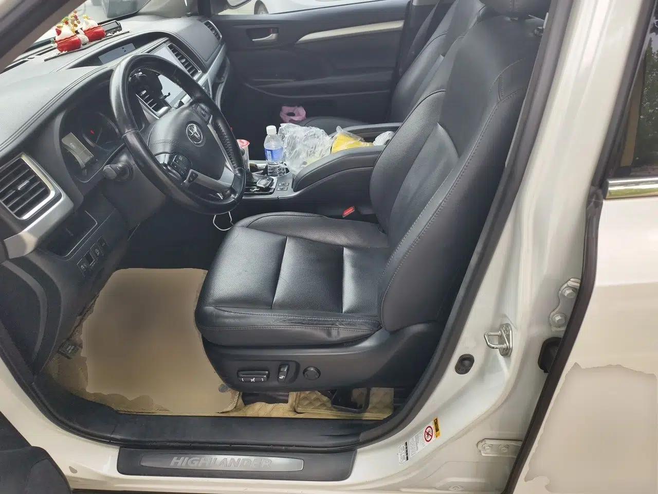 Toyota Highlander 2017 2.0T Four-Wheel Drive Luxury Edition 7 Seats — миниатюра 15