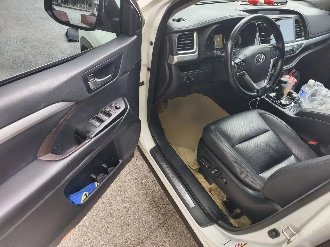 Toyota Highlander 2017 2.0T Four-Wheel Drive Luxury Edition 7 Seats — миниатюра 16