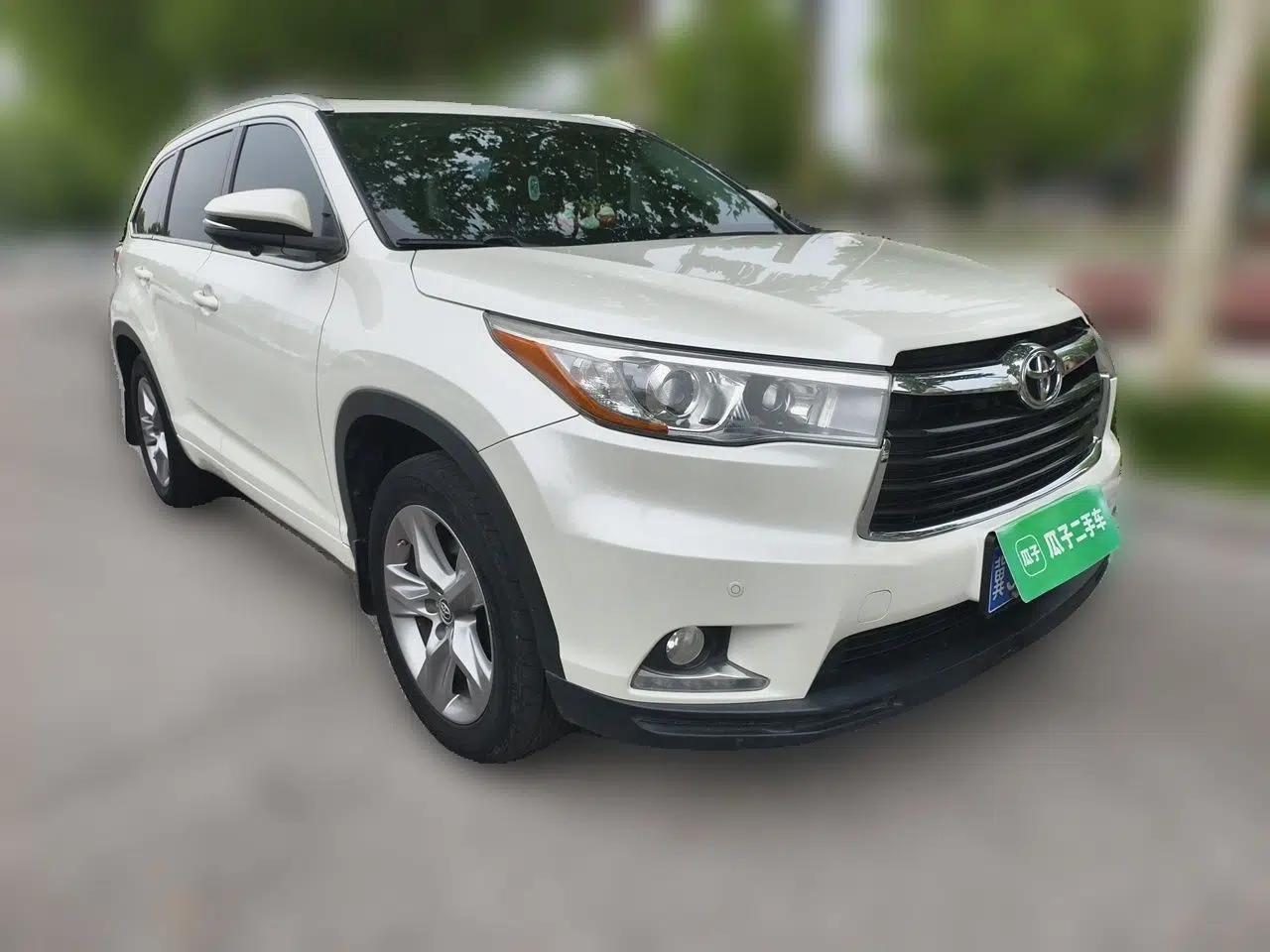Toyota Highlander 2017 2.0T Four-Wheel Drive Luxury Edition 7 Seats — миниатюра 3