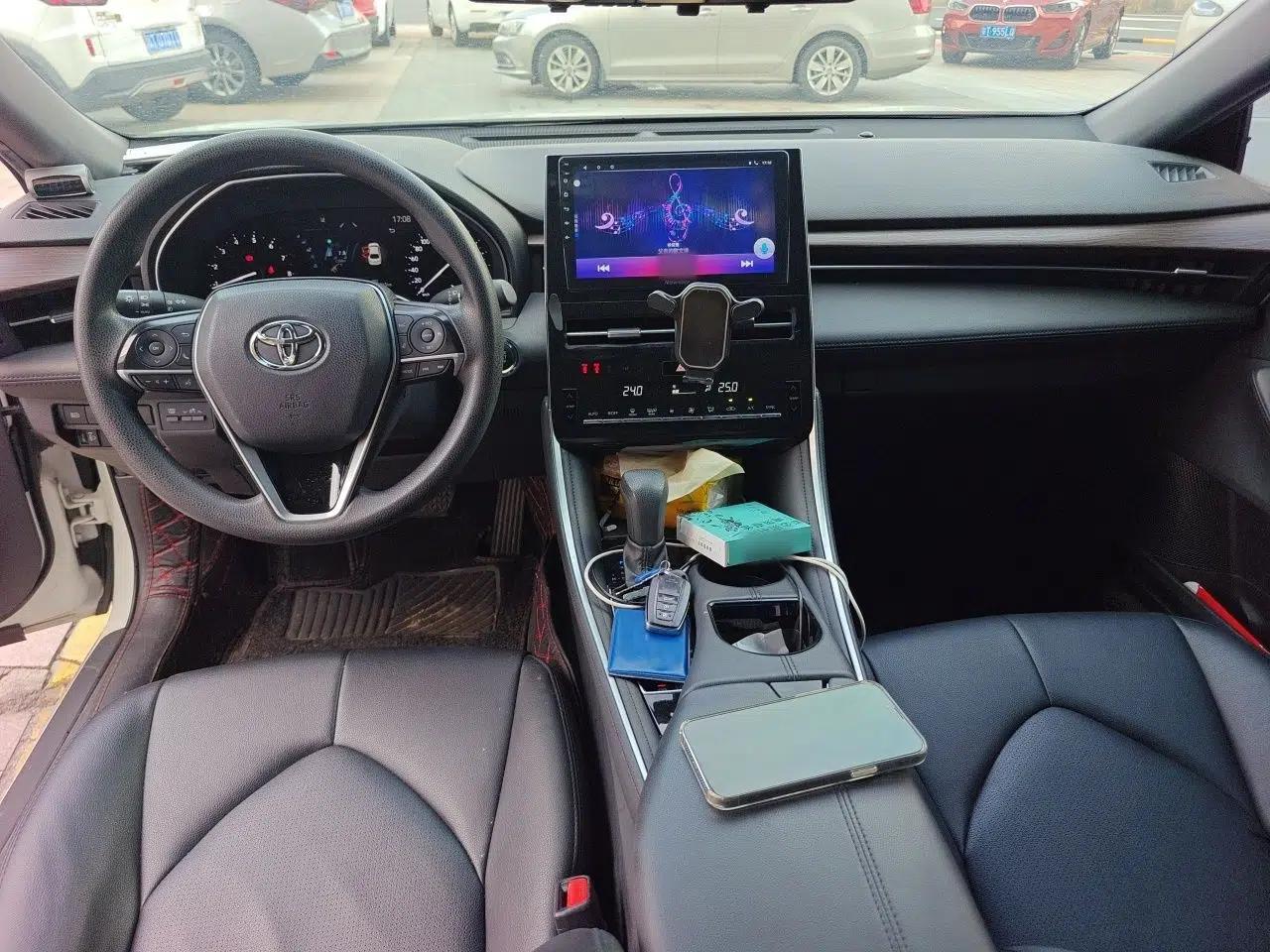 Toyota Avalon 2022 2.0L Ambition Edition — миниатюра 9