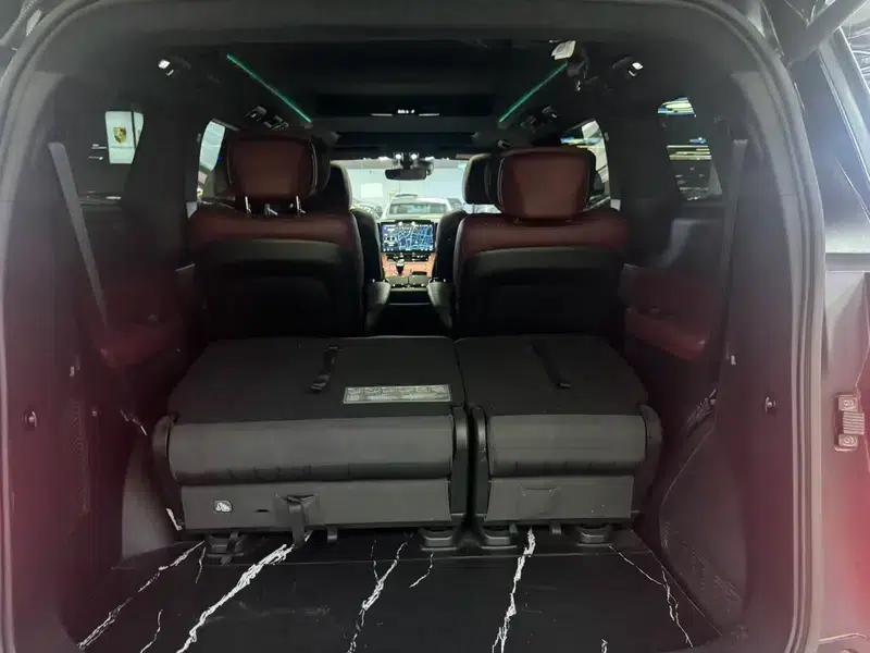 Trumpchi M8 2023 Master Series 2.0TGDI Flagship Edition — миниатюра 17