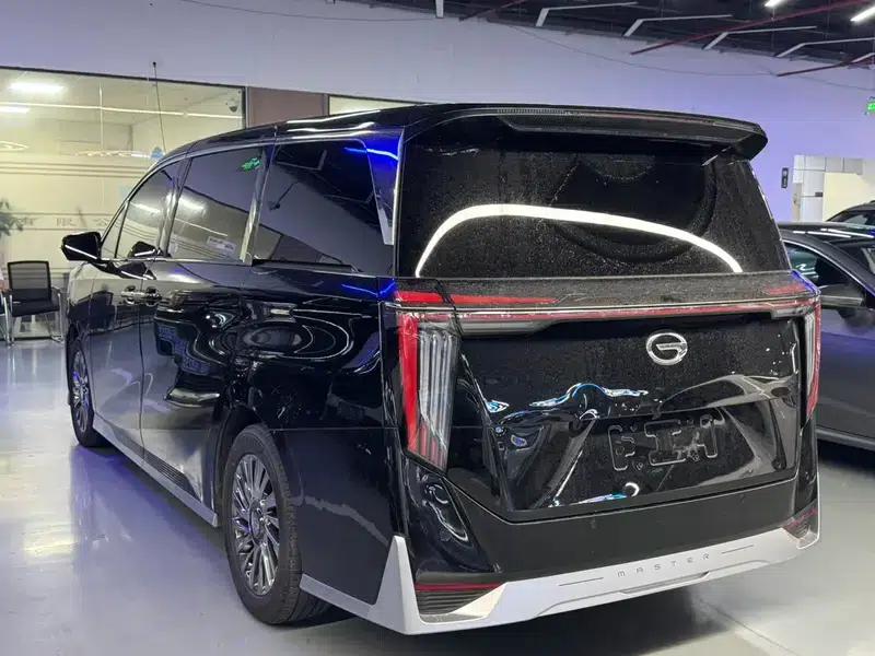 Trumpchi M8 2023 Master Series 2.0TGDI Flagship Edition — миниатюра 4