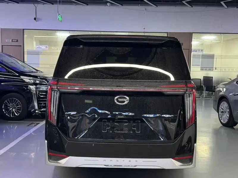 Trumpchi M8 2023 Master Series 2.0TGDI Flagship Edition — миниатюра 5