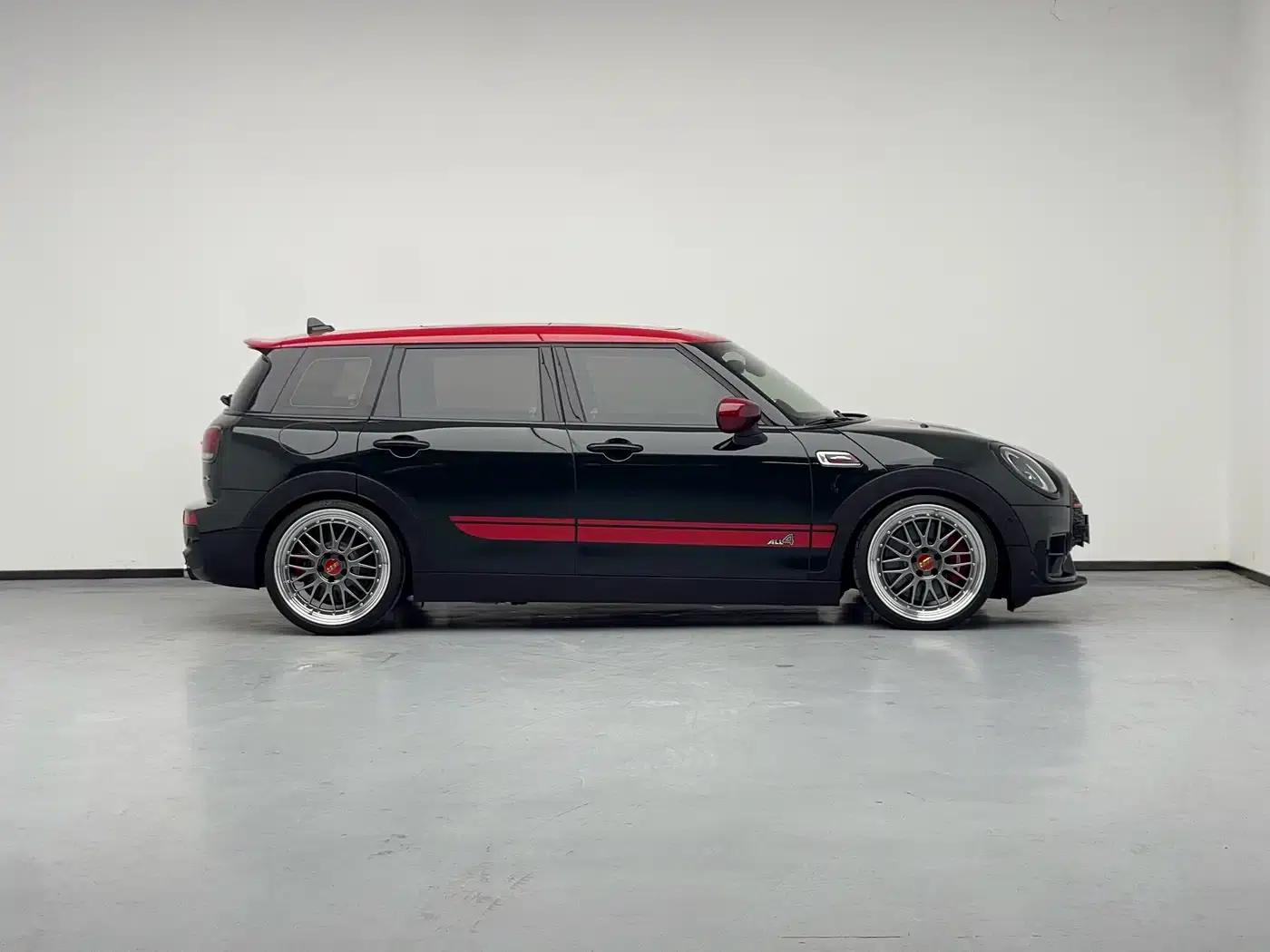 MINI JCW CLUBMAN 2022 2.0T JOHN COOPER WORKS ALL- — миниатюра 8