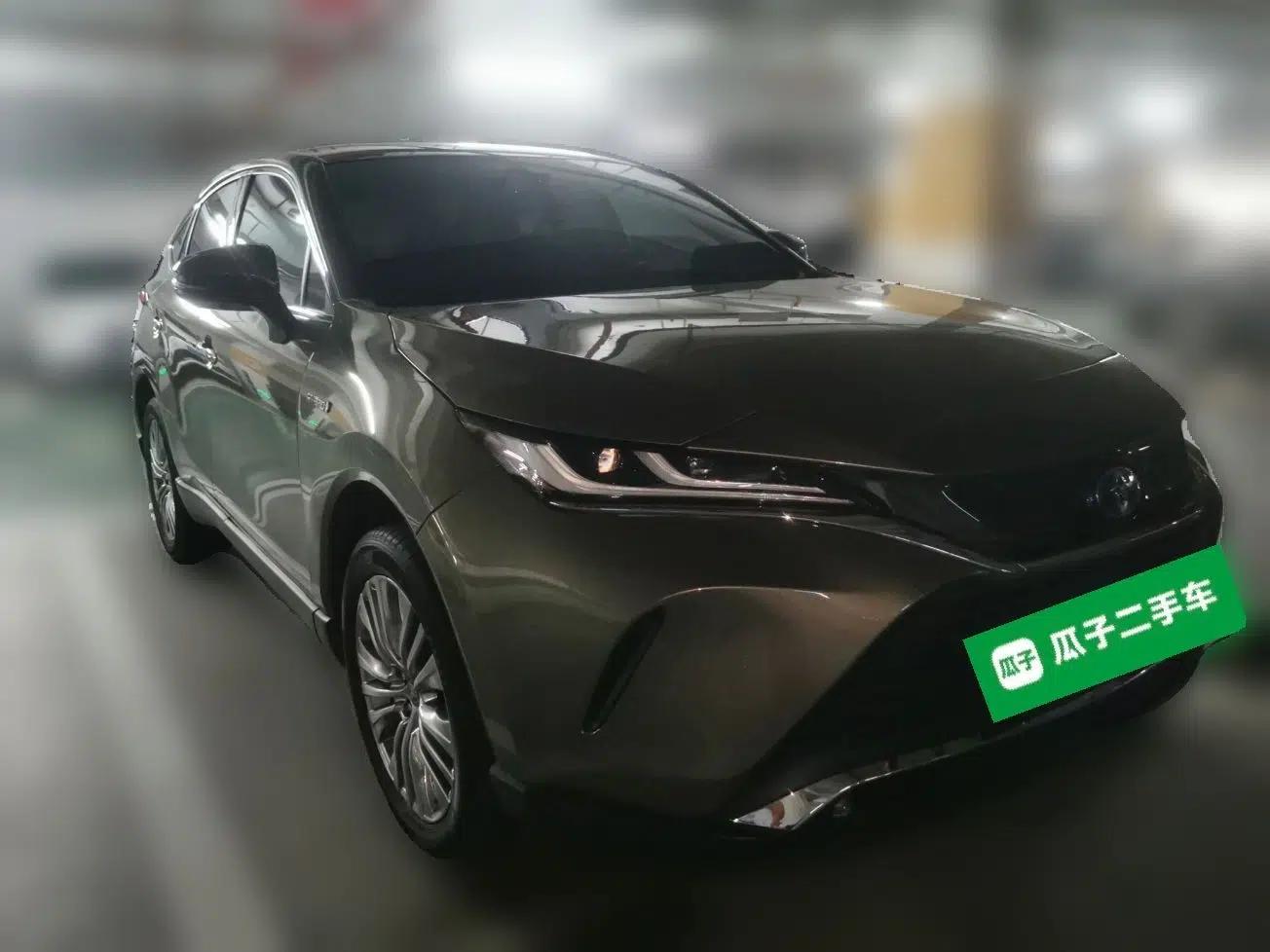 Toyota Harrier 2022 Dual-Engine 2.5L CVT Four-Wheel Drive Luxury Edition — миниатюра 3