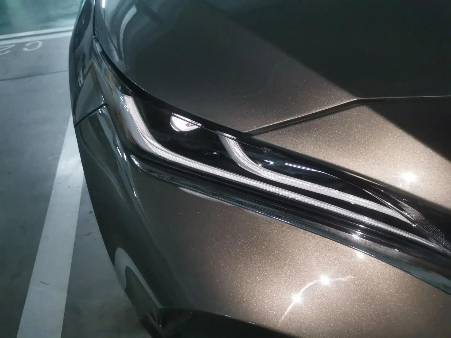 Toyota Harrier 2022 Dual-Engine 2.5L CVT Four-Wheel Drive Luxury Edition — миниатюра 7