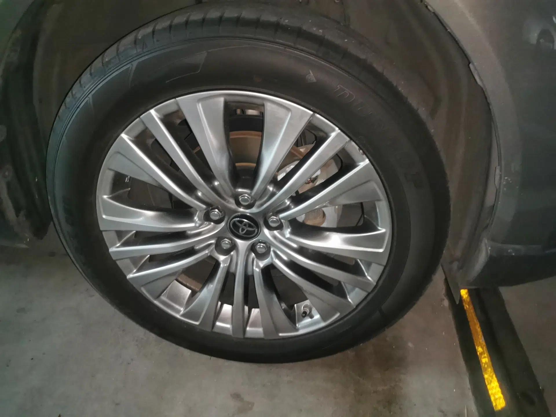 Toyota Harrier 2022 Dual-Engine 2.5L CVT Four-Wheel Drive Luxury Edition — миниатюра 8