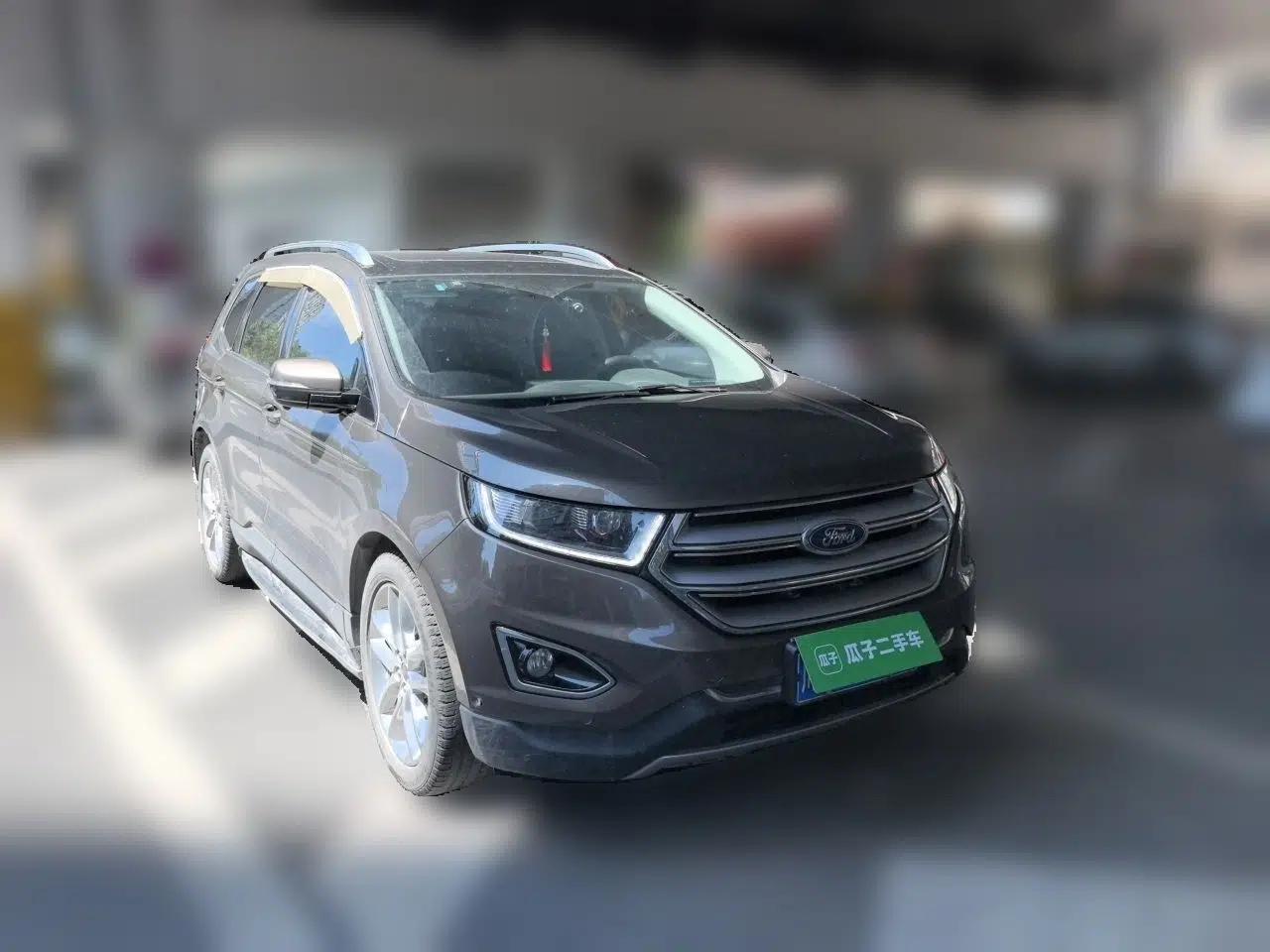 Ford Edge 2016 EcoBoost 245 Four-Wheel Drive Titanium 7-Seater — миниатюра 3