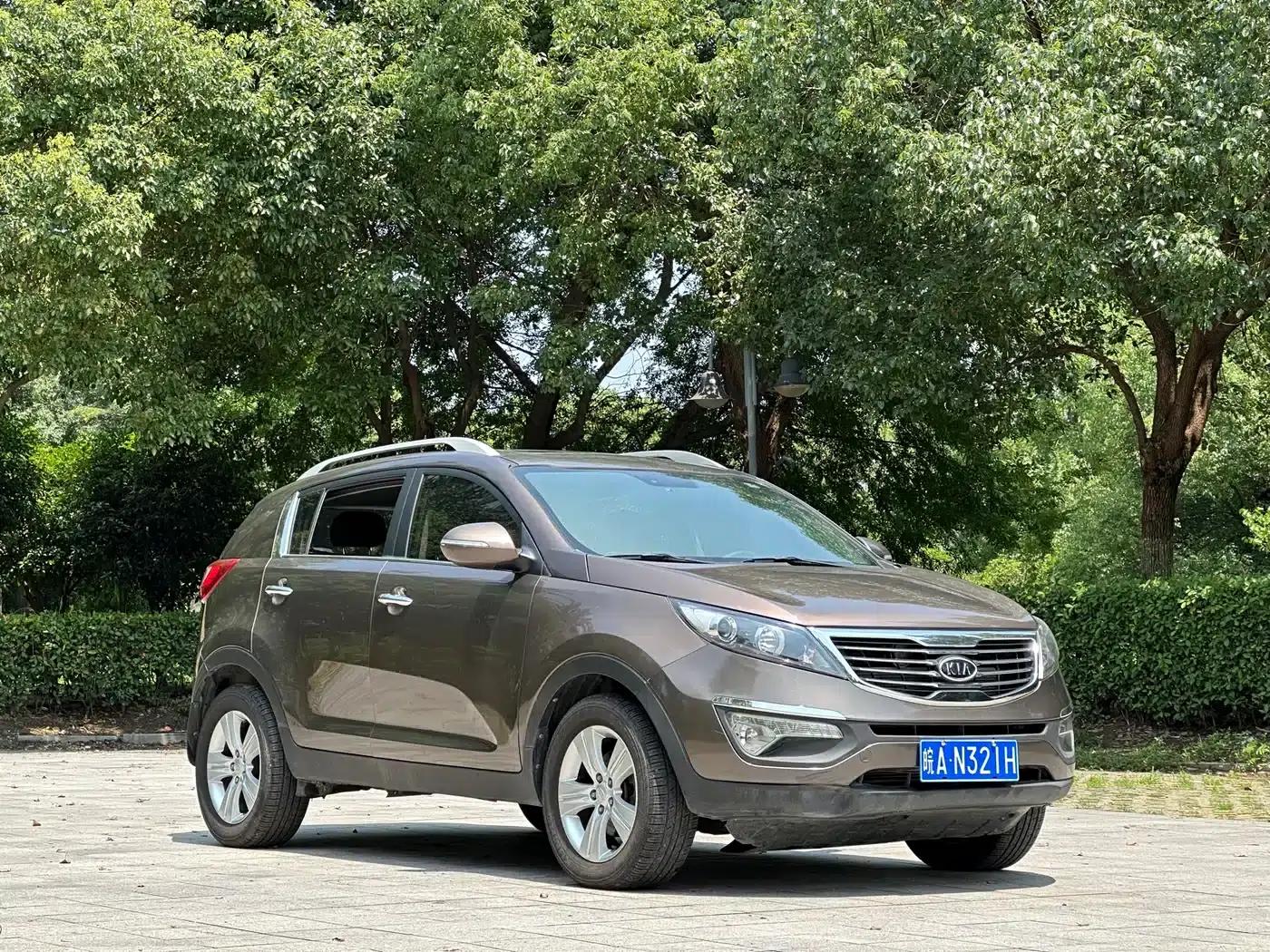 2011 Kia Sportage 2.0L Automatic 2WD GLS — миниатюра 3