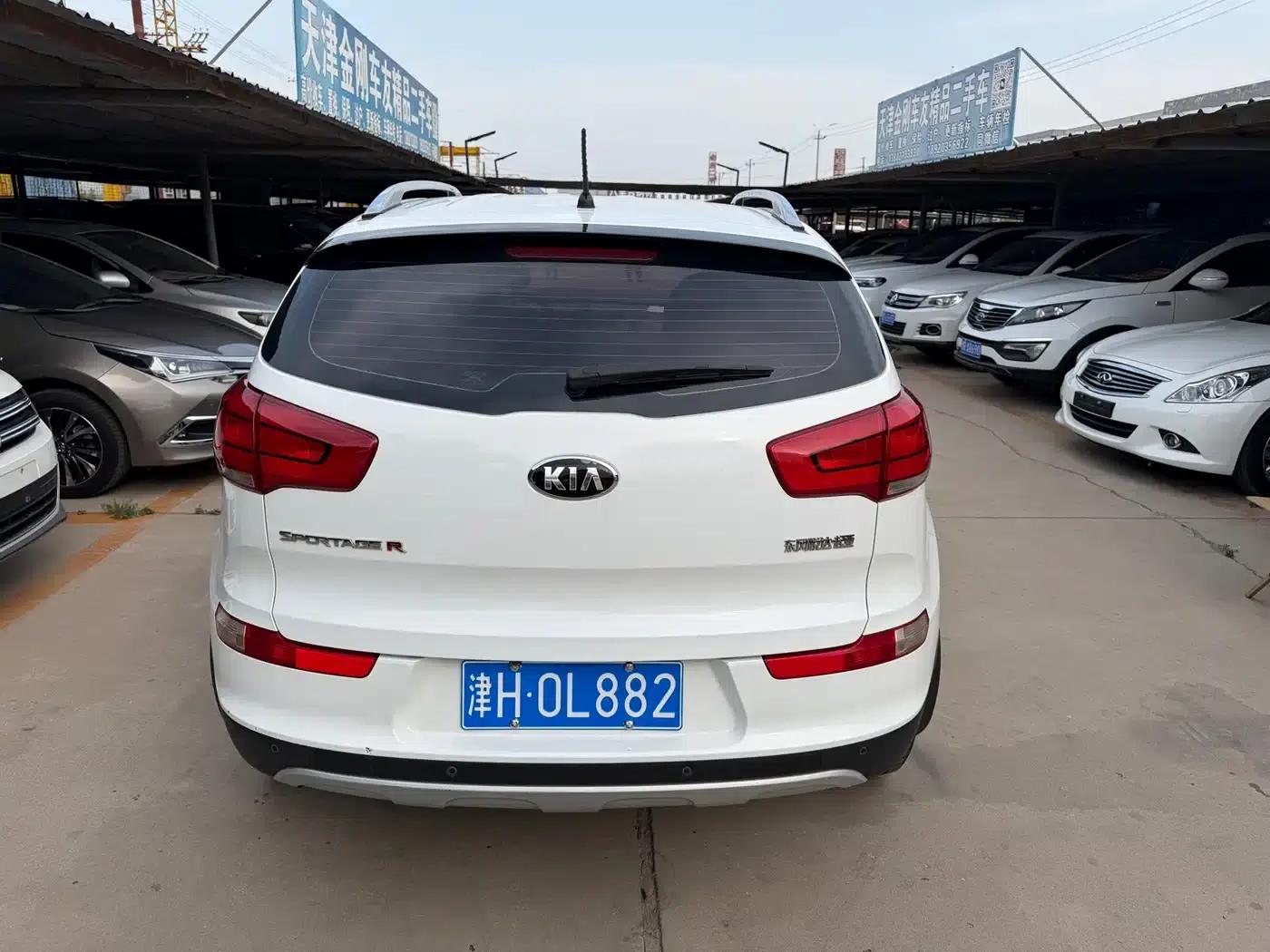 2015 Kia Sportage 2.0L Automatic 2WD GL — миниатюра 9