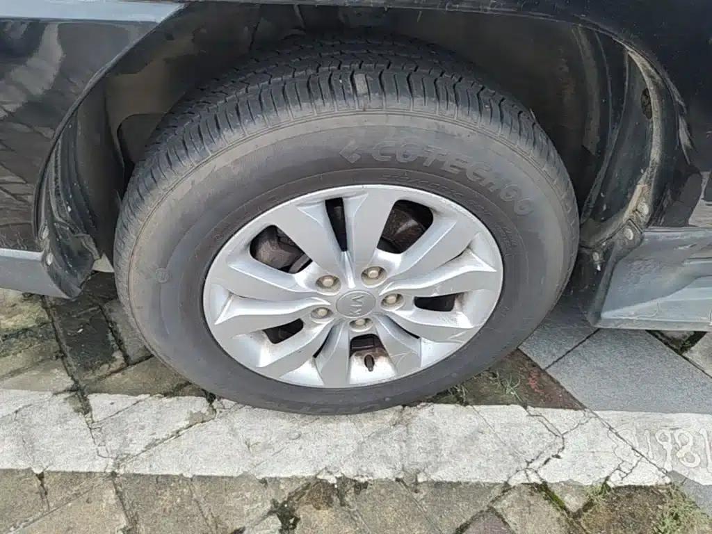 2013 Kia Sportage 2.0L Manual 2WD GL — миниатюра 23