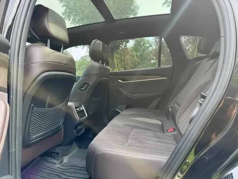 Geely Xingyue L 2026 2.0TD High-Power Automatic Two-Wheel Drive Oriental Star Edition — миниатюра 11