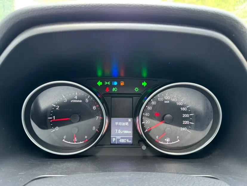 Haval M6 2023 PLUS 1.5T DCT Luxury Smart Connectivity Model — миниатюра 20