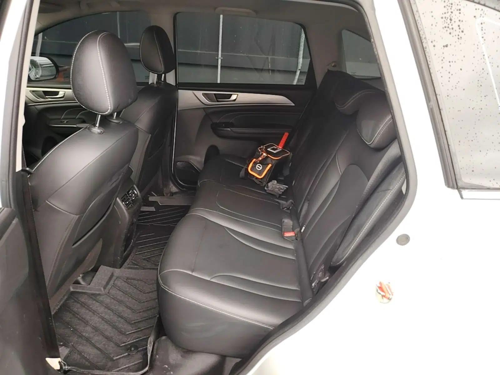 Haval M6 2023 PLUS 1.5T DCT Luxury Smart Connectivity Model — миниатюра 26