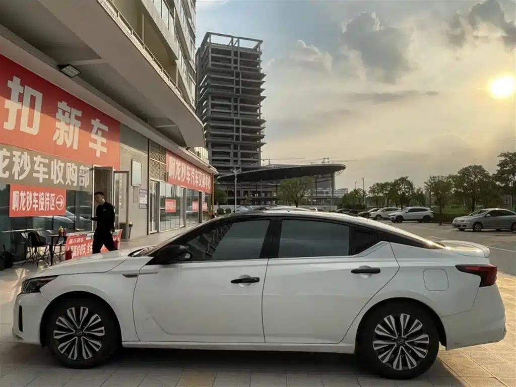 Nissan Teana 2022 2.0L XL-Upr Premium Edition — миниатюра 3