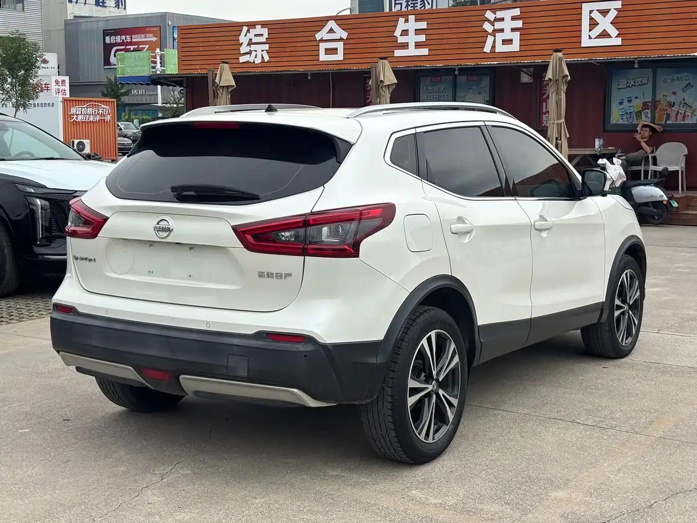 Nissan Qashqai 2022 2.0L CVT XV Prem Luxury Edition — миниатюра 4
