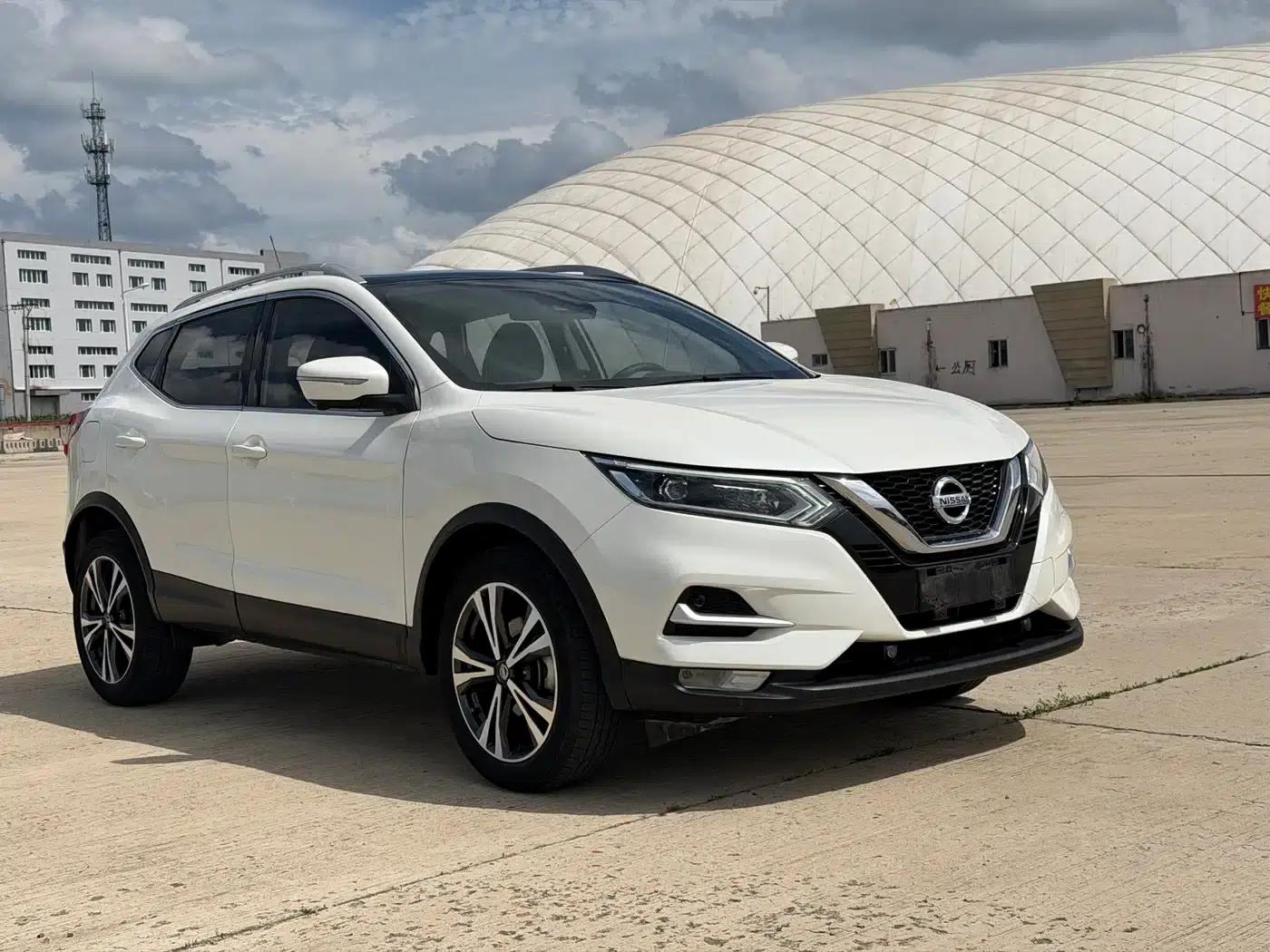Nissan Qashqai 2022 2.0L CVT XV Prem Luxury Edition — миниатюра 3