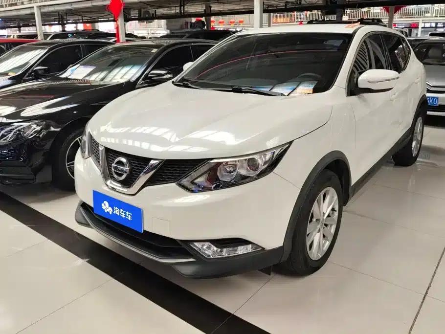 Nissan Qashqai 2016 2.0L CVT Elite Edition — миниатюра 1