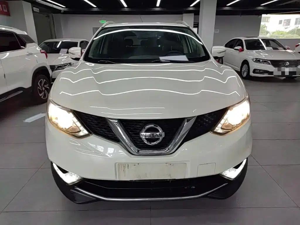 Nissan Qashqai 2016 2.0L CVT Elite Edition — миниатюра 3