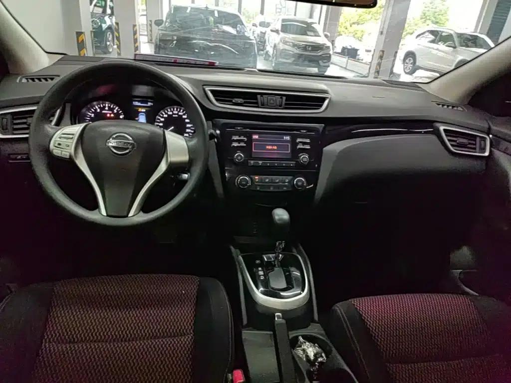 Nissan Qashqai 2016 2.0L CVT Elite Edition — миниатюра 10