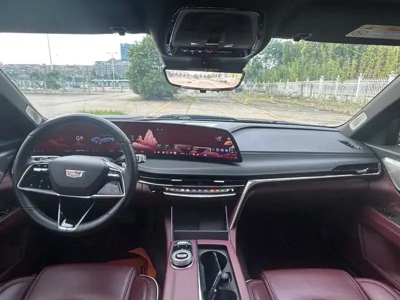 2023 Cadillac CT6 28T Platinum Edition — миниатюра 11