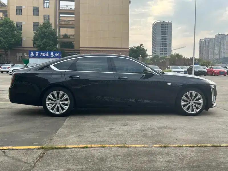 2023 Cadillac CT6 28T Platinum Edition — миниатюра 8