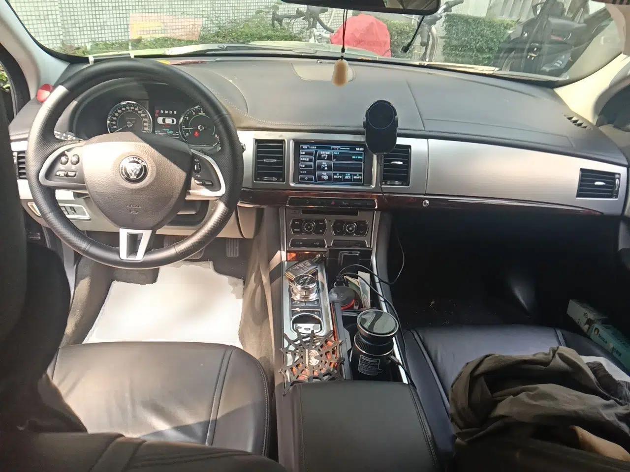 Jaguar XF 2014 XF 3.0 SC Luxury Edition — миниатюра 9