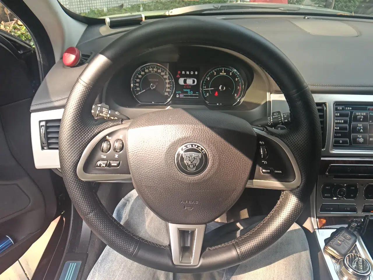 Jaguar XF 2014 XF 3.0 SC Luxury Edition — миниатюра 10
