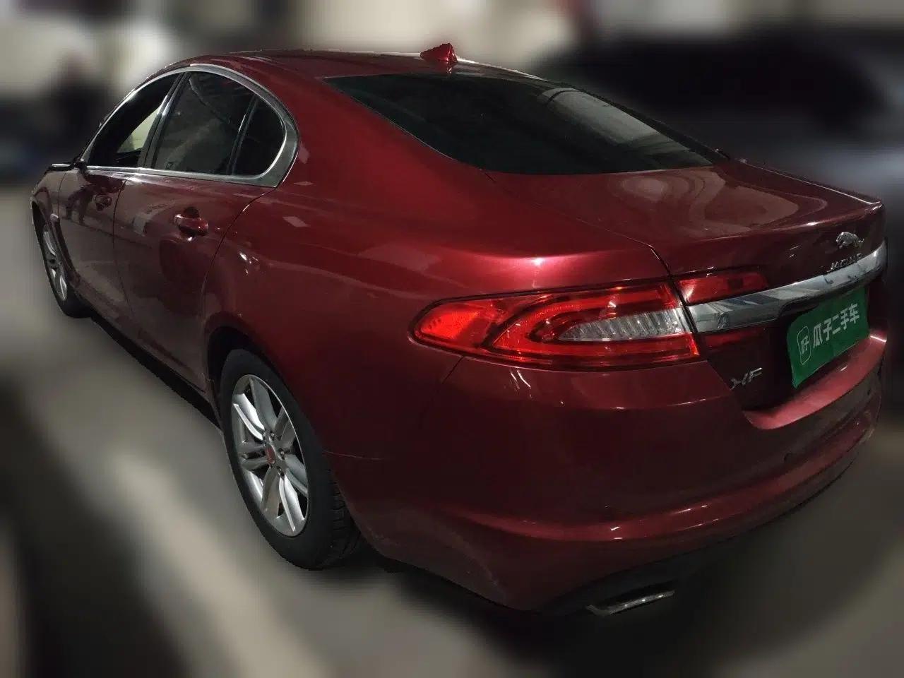 Jaguar XF 2013 XF 2.0T Cambridge Limited Edition — миниатюра 4