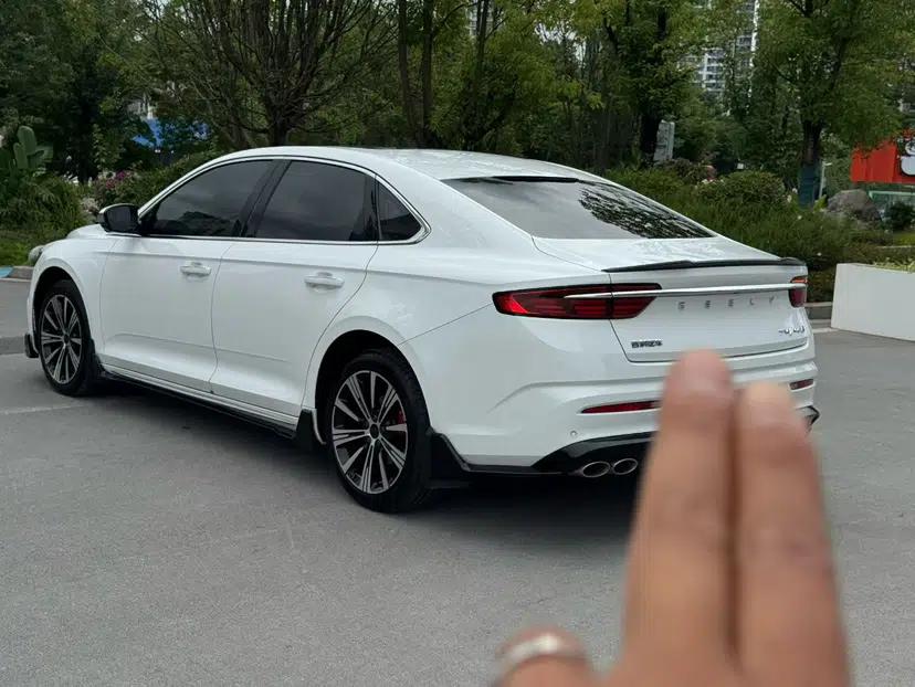 Geely Auto Preface 2025 Dongfang Yao 2.0TD Lanxing Edition — миниатюра 4