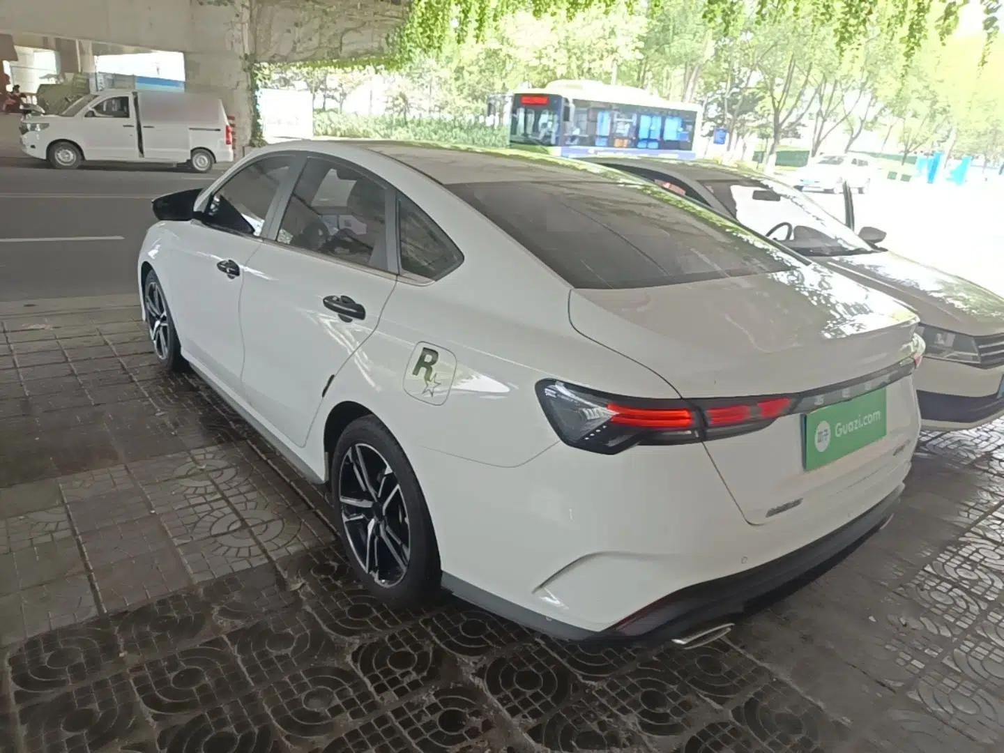 Geely Auto Binray 2022 Binrui COOL 1.5T DCT Electric Edition — миниатюра 4