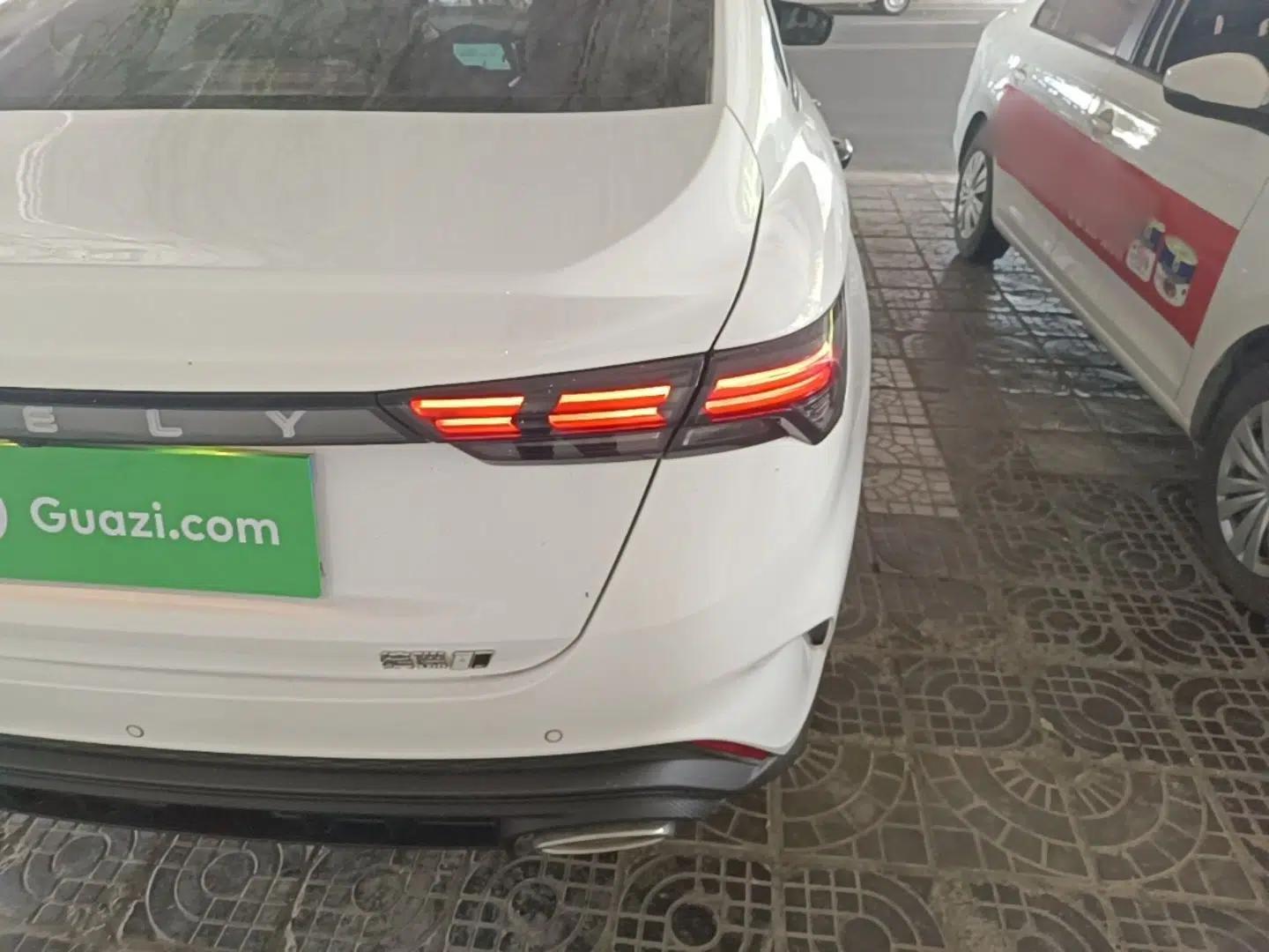 Geely Auto Binray 2022 Binrui COOL 1.5T DCT Electric Edition — миниатюра 9